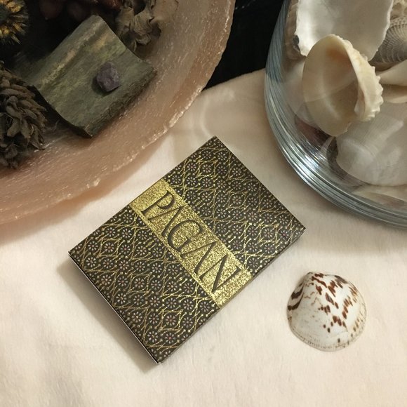 Limited Edition Uusi Pagan Deck in Black - Picture 14 of 15